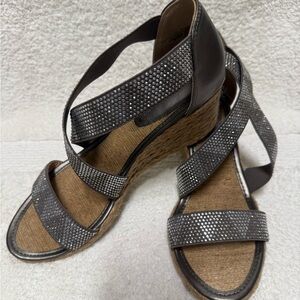 Adrienne Vittadini grey-silver beaded Wedge Sandals